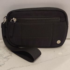 Black Clutch wristletwith Detachable Canvas Strap Multiple Zip Pockets NWOT